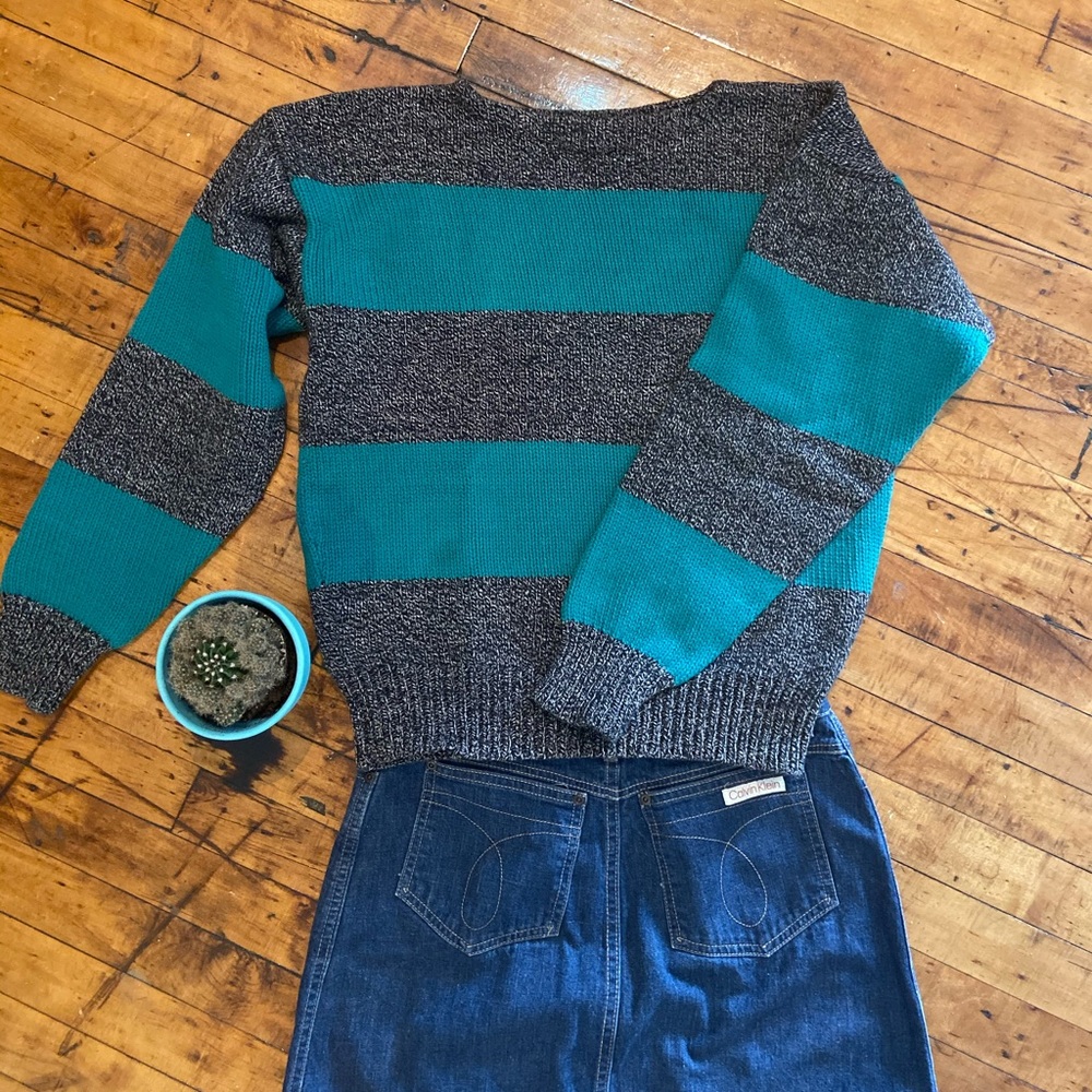 Cozy Vintage Calvin Klein Sweater - Like New